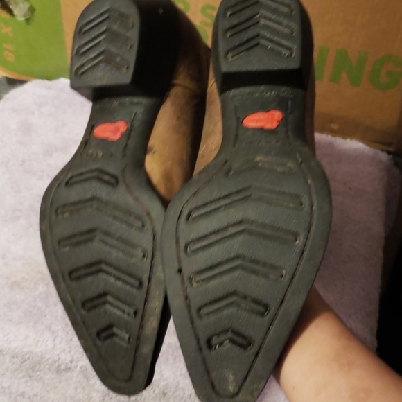 Boots - Picture 3 of 3